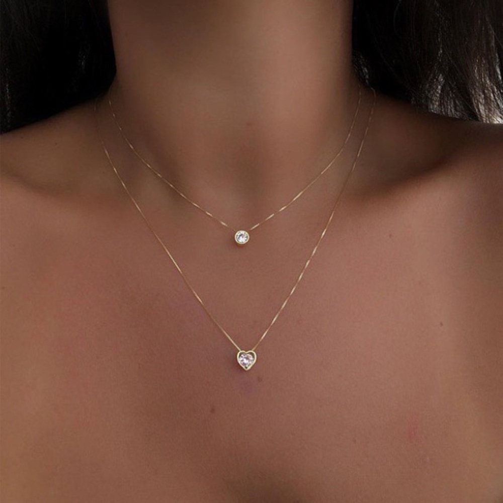 Heart rhinestone two-layer necklace, gold plated.